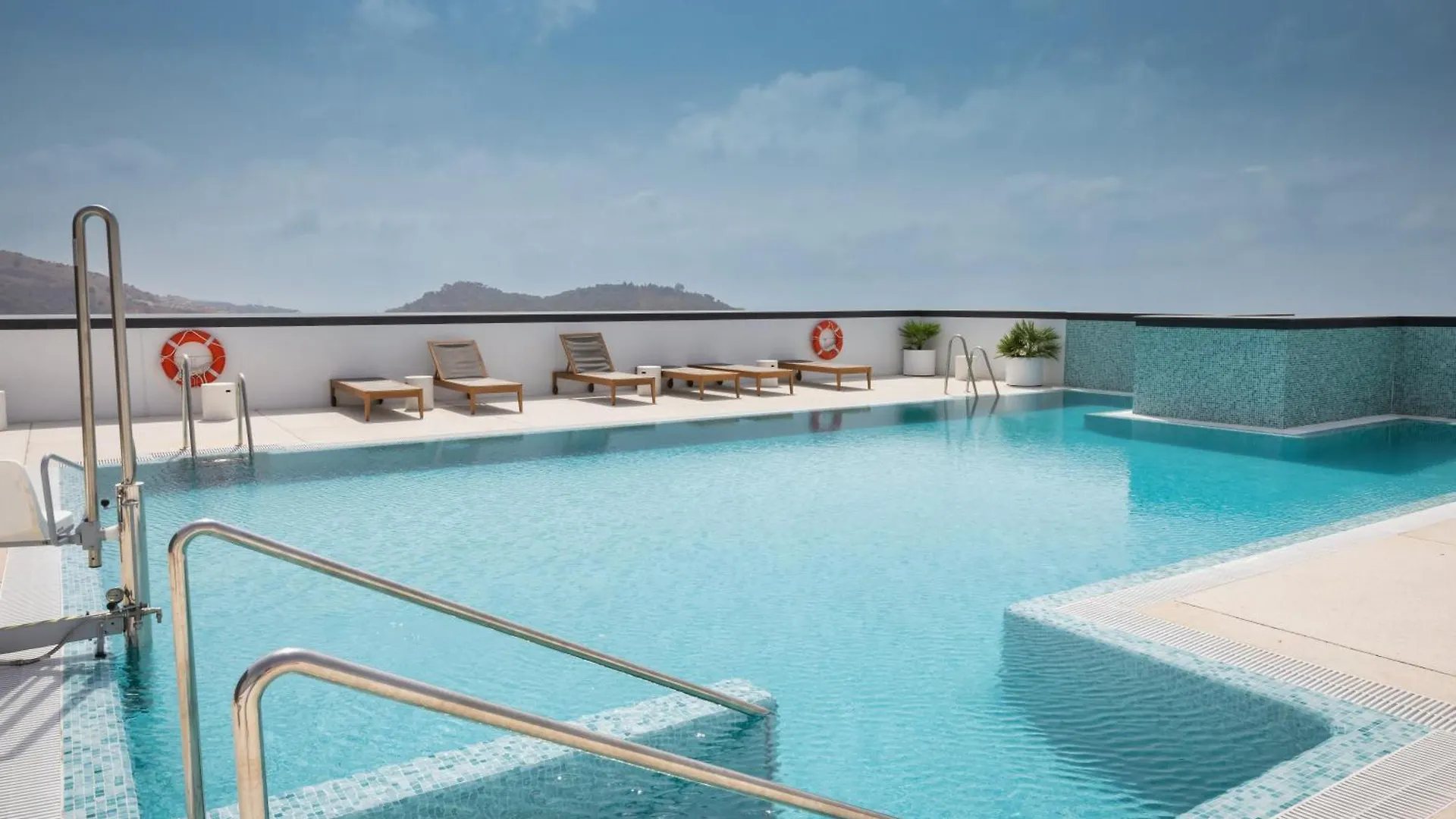 One Bed Apartment On 14 Floor Urban Sky By P&O Málaga 0*,  Spagna