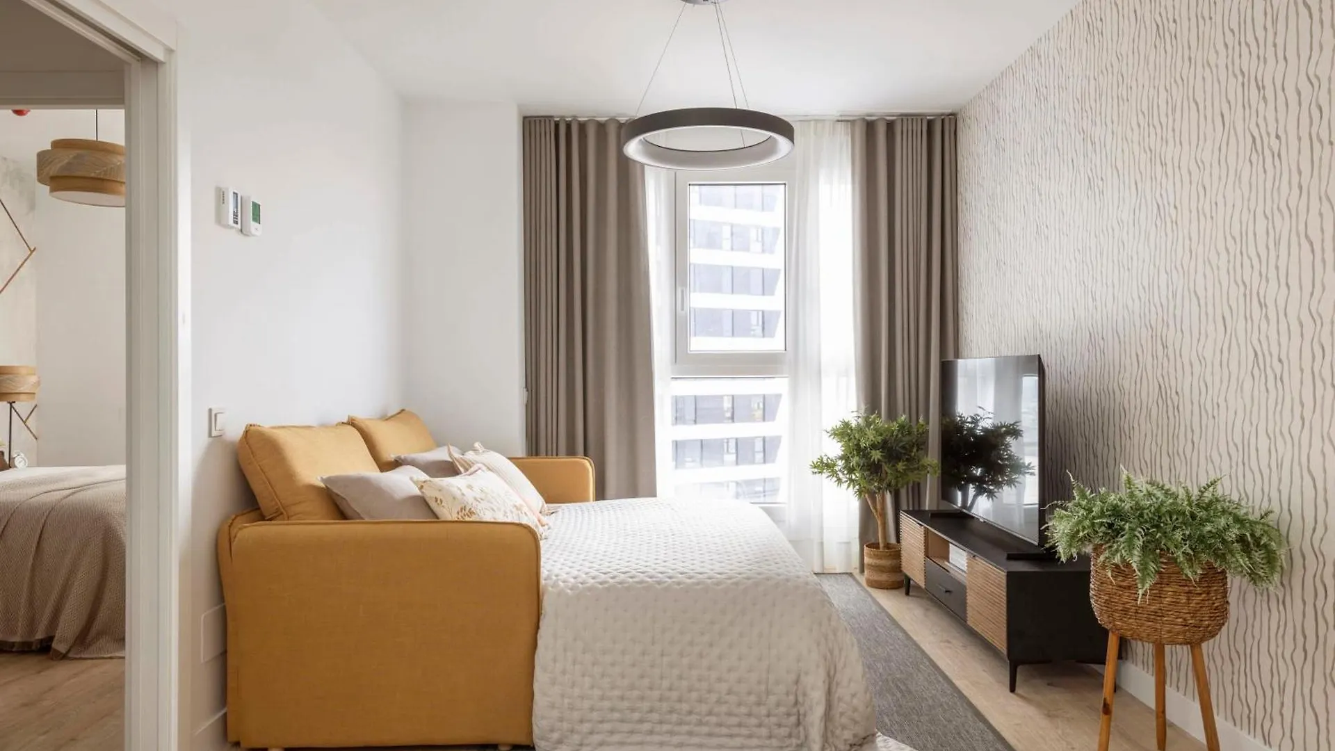 One Bed Apartment On 14 Floor Urban Sky By P&O Málaga 0*,